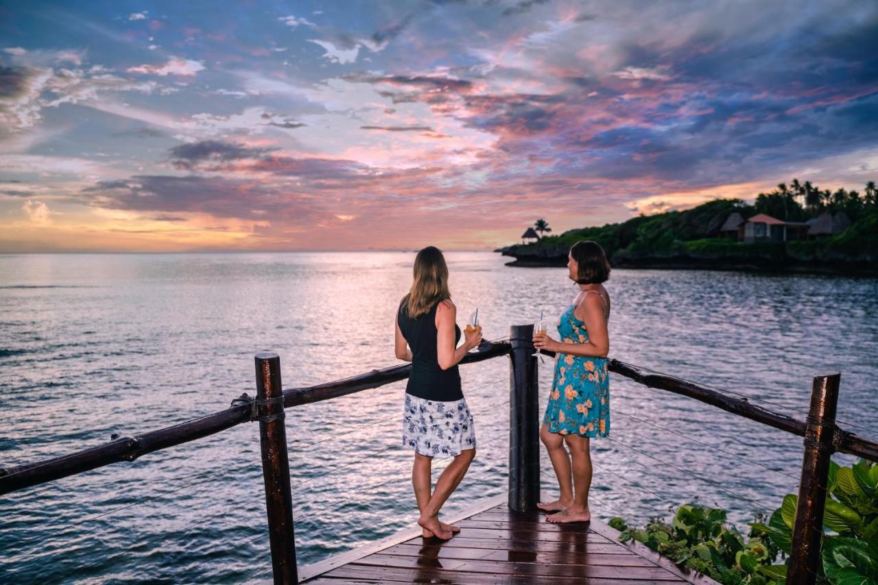 Savasi Island Resort Savusavu Exterior photo