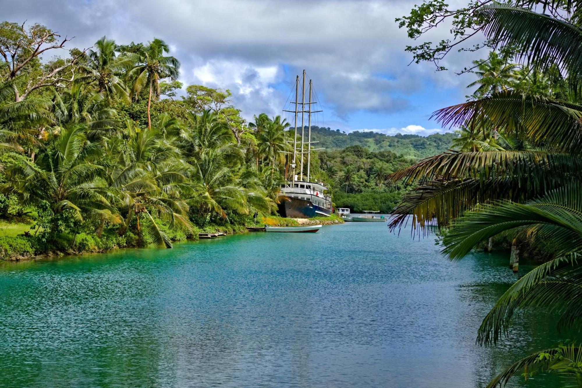 Savasi Island Resort Savusavu Exterior photo