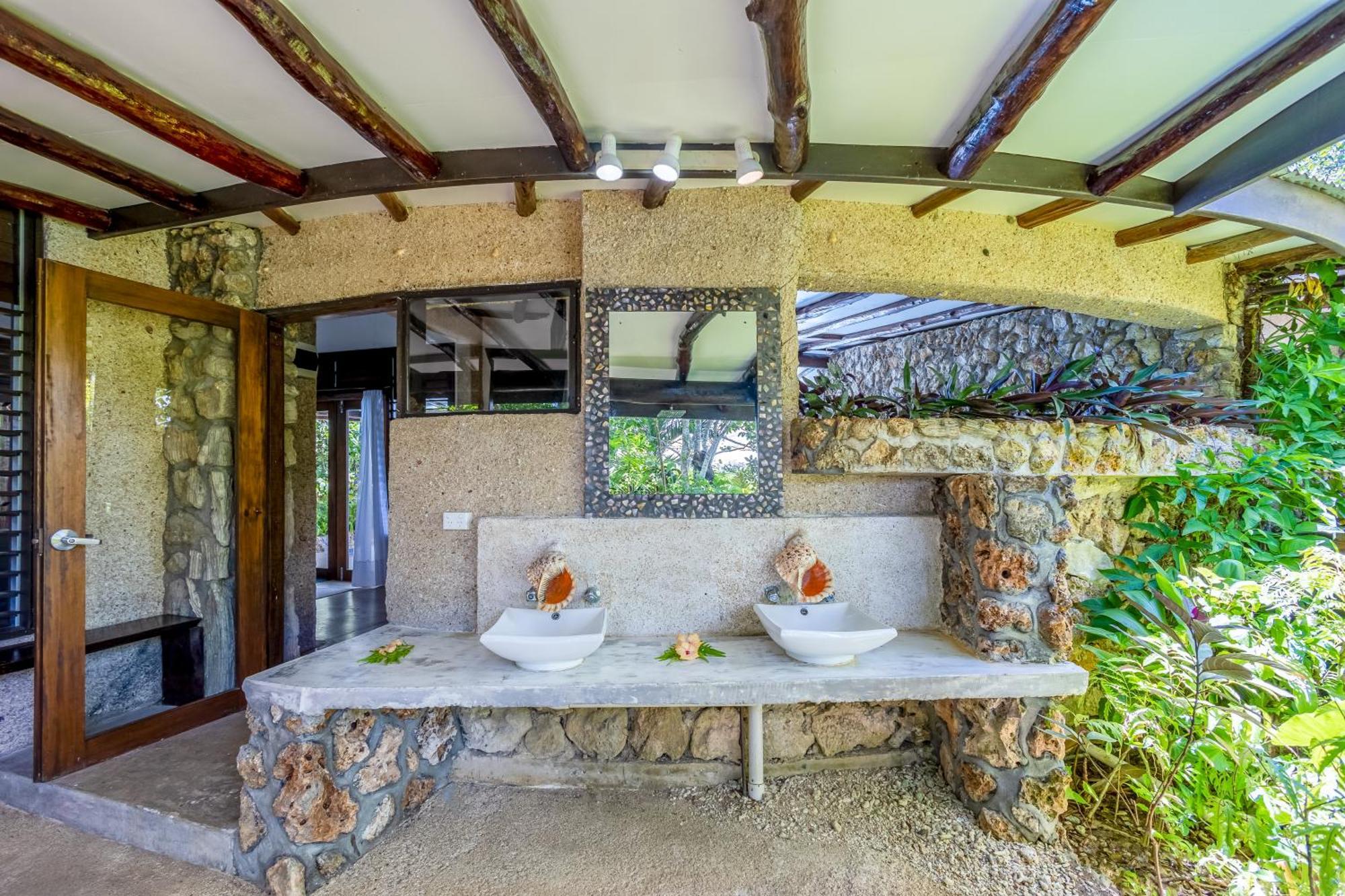Savasi Island Resort Savusavu Room photo