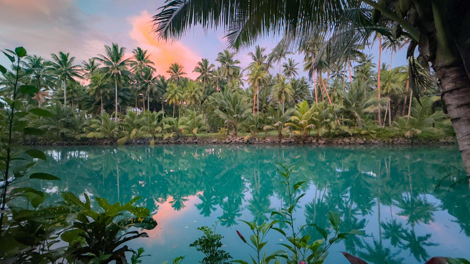 Savasi Island Resort Savusavu Exterior photo
